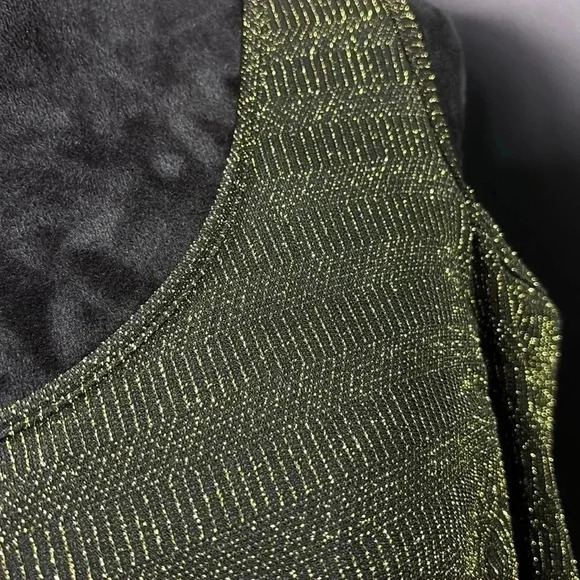 NY Collection Woman Cold shoulder, long sleeve, gold threading,stretch,lined - Picture 2 of 12